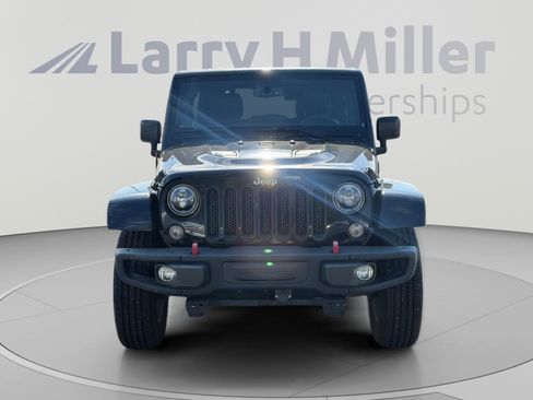 Used 2016 Jeep Wrangler Unlimited Rubicon AWD/4WD image 8