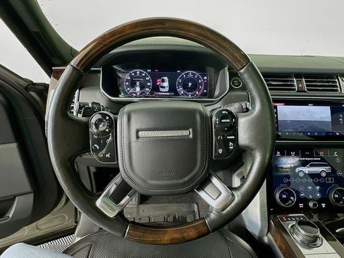 Used 2018 Land Rover Range Rover Supercharged image 14