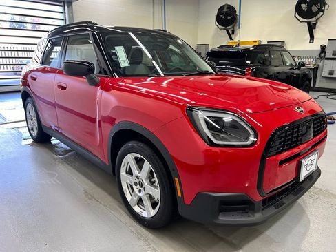 Certified 2025 MINI Cooper Countryman S image 5