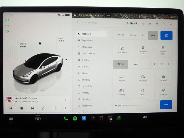 Used 2022 Tesla Model 3 Performance AWD/4WD image 27