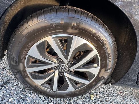 Used 2024 Volkswagen Jetta S image 25