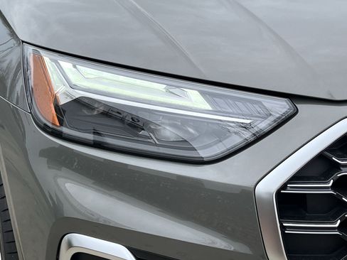 Certified 2024 Audi SQ5 Premium w/ 21" Wheel Package image 11