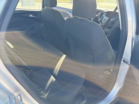 Used 2015 Ford Focus SE image 14