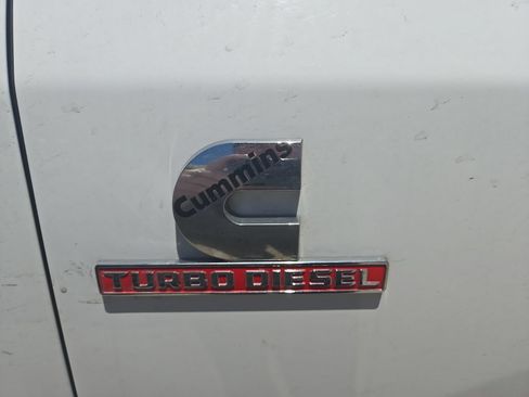 Used 2022 RAM 2500 Tradesman w/ Chrome Appearance Group AWD/4WD image 7