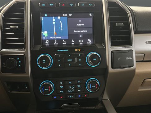Used 2019 Ford F250 Lariat w/ Lariat Ultimate Package AWD/4WD image 13