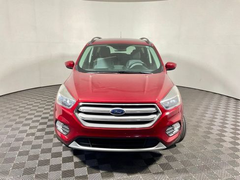 Used 2018 Ford Escape SE w/ SE Sync 3 Package AWD/4WD image 5