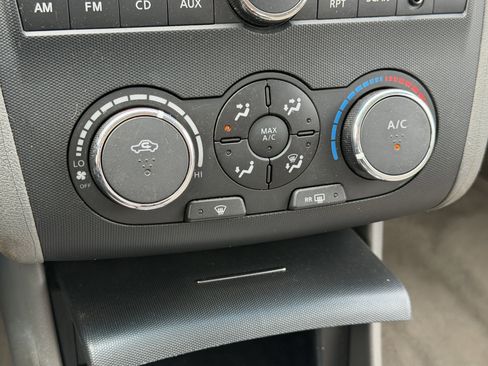 Used 2010 Nissan Altima 2.5 S image 16