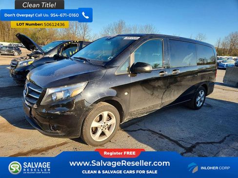 Used 2018 Mercedes-Benz Metris Passenger image 1