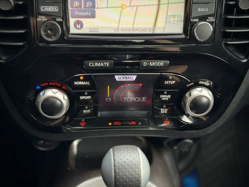 Used 2015 Nissan Juke SV w/ Technology Package AWD/4WD image 15