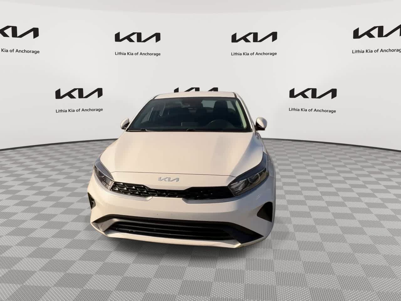 Certified 2024 Kia Forte LXS FWD image 3