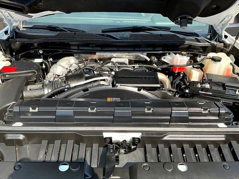 Used 2024 Chevrolet Silverado 3500 LT w/ Convenience Package image 28