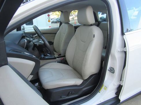 Used 2016 Ford Focus Electric Hatchback image 14