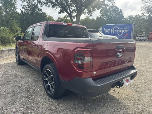 Used 2025 Ford Maverick Lariat AWD/4WD image 4