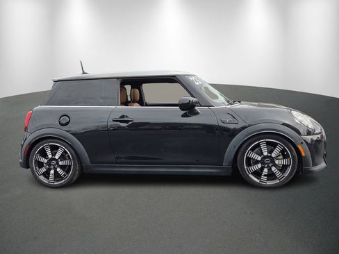 Used 2023 MINI Cooper S image 8