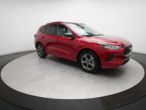 Used 2023 Ford Escape ST-Line w/ Tech Pack #1 image 13