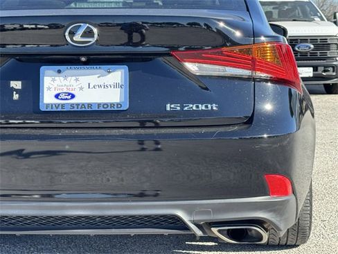 Used 2017 Lexus IS 200t image 7