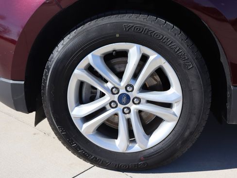 Used 2020 Ford Edge SEL w/ Convenience Package image 31