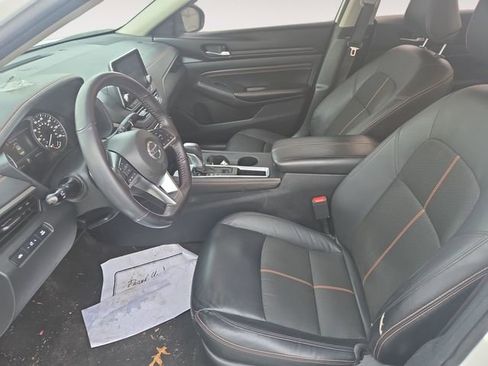 Used 2022 Nissan Altima 2.5 SR image 9