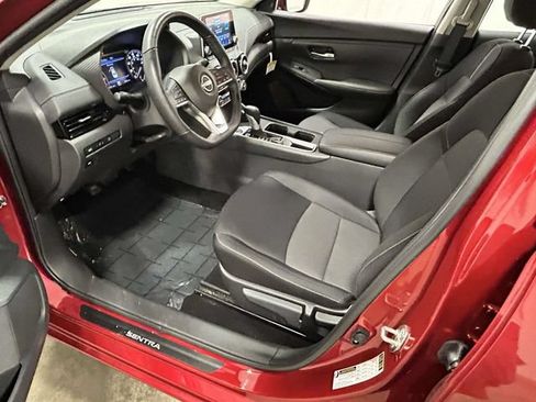 Used 2025 Nissan Sentra SV w/ All-Weather Package FWD image 12
