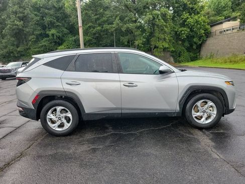 Used 2023 Hyundai Tucson SEL FWD image 2
