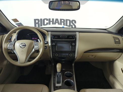 Used 2014 Nissan Altima 3.5 SL w/ Technology Package image 10