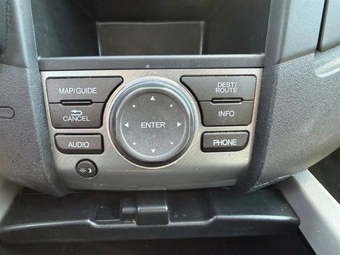 Used 2014 Honda Pilot Touring image 41