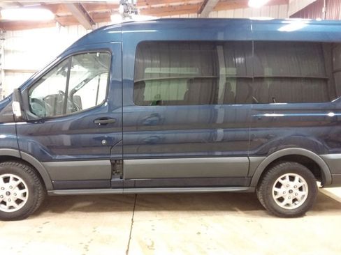 Used 2016 Ford Transit 150 XLT image 6