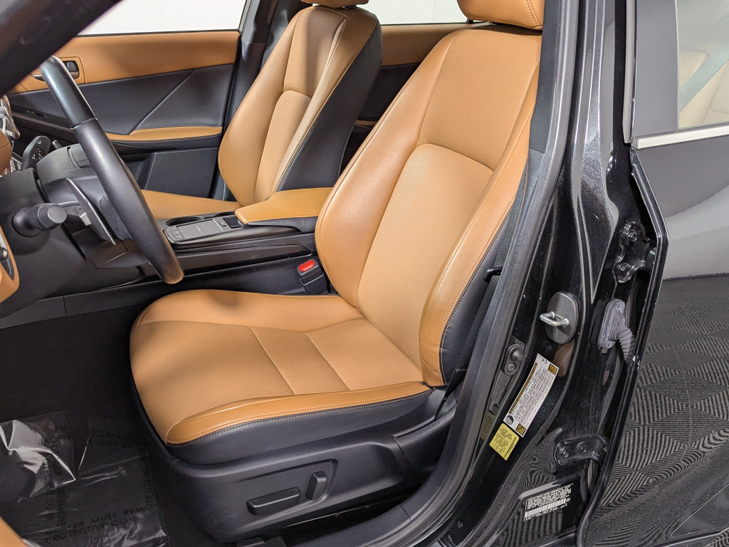 Used 2021 Lexus IS 300 AWD image 13