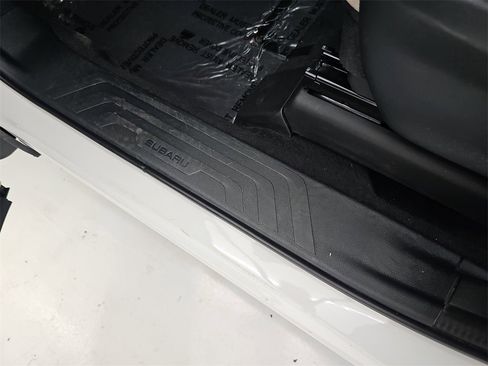 Used 2023 Subaru Ascent Premium w/ Convenience Package image 38