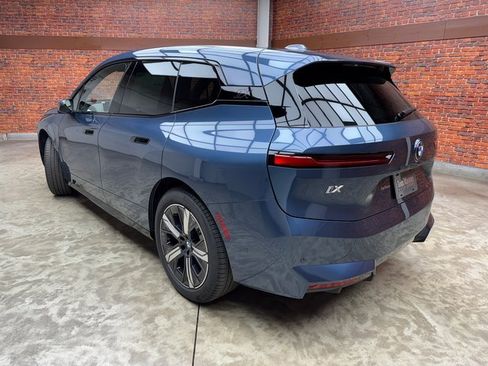 New 2026 BMW iX xDrive45 w/ Premium Package image 3