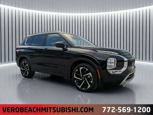 Used 2022 Mitsubishi Outlander SEL FWD image 1