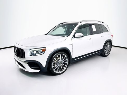 Used 2022 Mercedes-Benz GLB 35 AMG AMG GLB 35 image 3