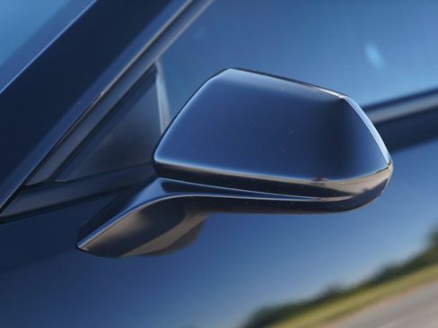 Used 2019 Chevrolet Camaro ZL1 RWD image 10