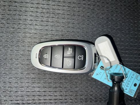 Used 2023 Hyundai Santa Fe SEL FWD image 32
