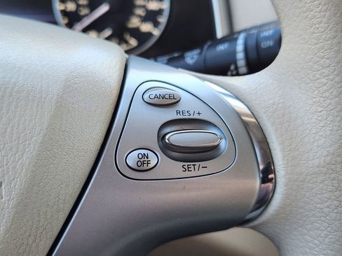 Used 2016 Nissan Murano S w/ Navigation Package image 19