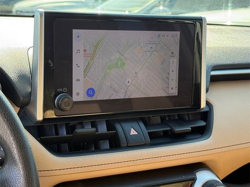 Used 2023 Toyota RAV4 LE image 22