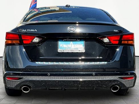 Used 2022 Nissan Altima 2.5 SL FWD image 6