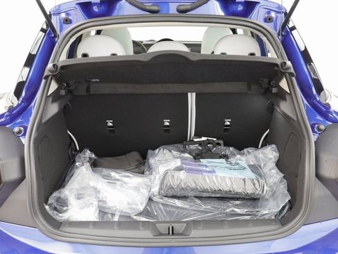 New 2025 MINI Cooper S image 17