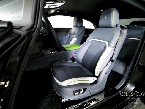 Used 2024 Rolls-Royce Spectre w/ Spectre Launch Package image 12