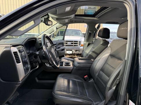 Used 2019 GMC Sierra 3500 Denali image 9