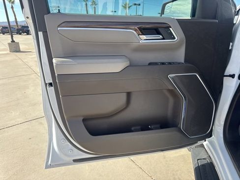 Used 2023 Chevrolet Silverado 1500 LT Trail Boss image 18