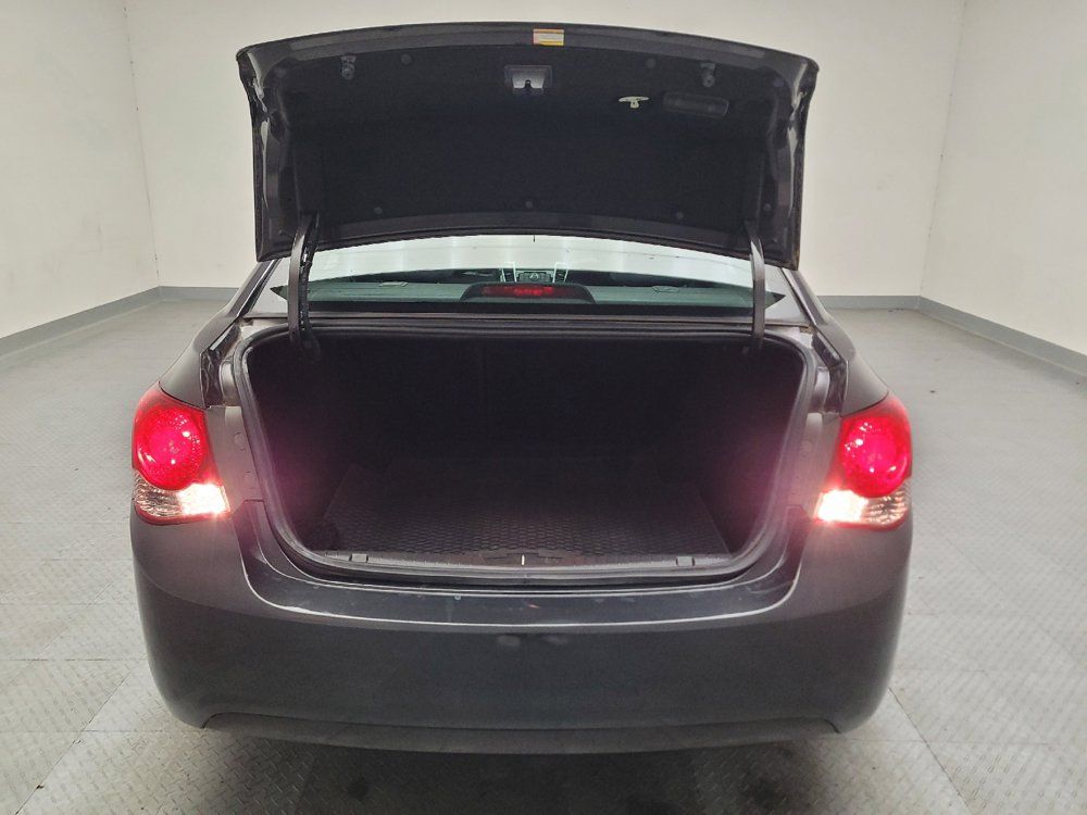Used 2014 Chevrolet Cruze LS FWD image 29