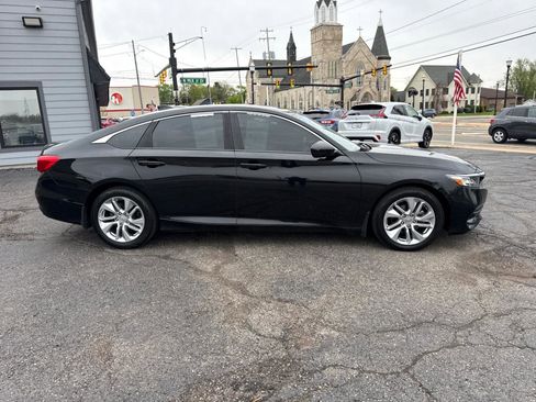 Used 2018 Honda Accord LX image 4
