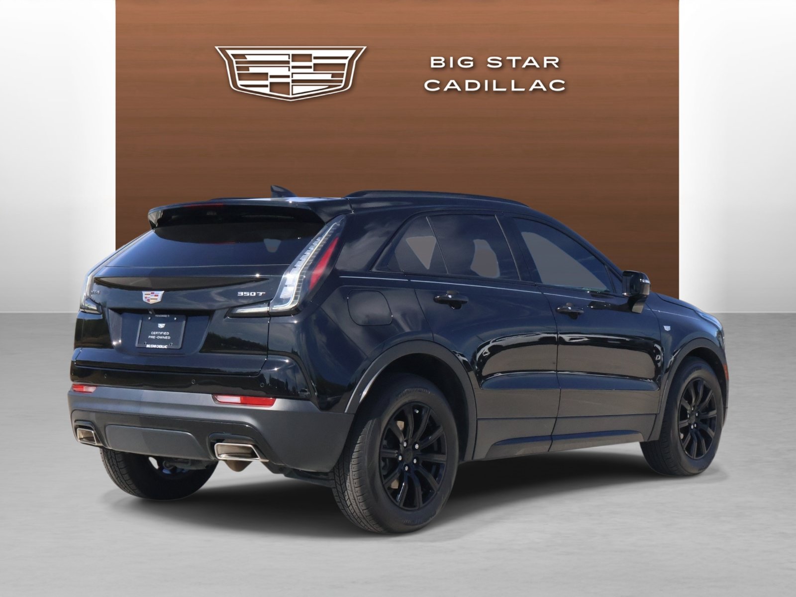 Certified 2022 Cadillac XT4 Sport w/ Enhanced Visibility Package FWD image 5