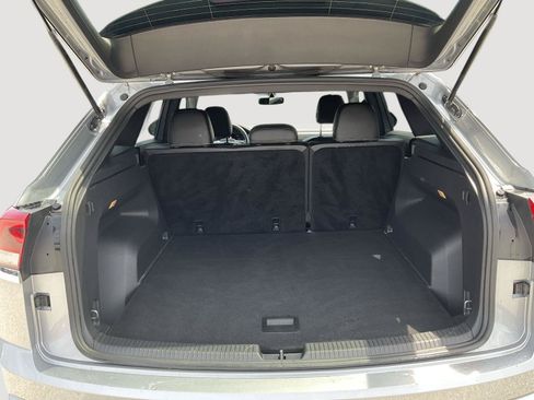 Used 2022 Volkswagen Atlas Cross Sport SE FWD image 10