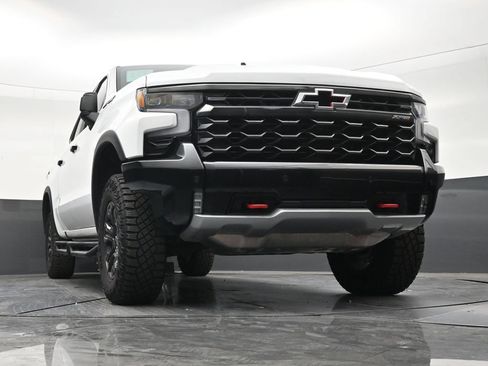Used 2025 Chevrolet Silverado 1500 ZR2 w/ Technology Package AWD/4WD image 26