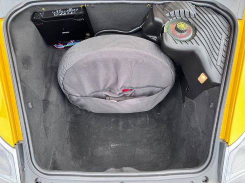 Used 2003 Porsche Boxster RWD image 26