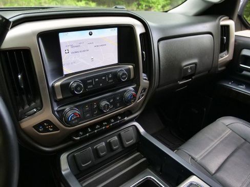 Used 2015 GMC Sierra 1500 Denali w/ Driver Alert Package image 11