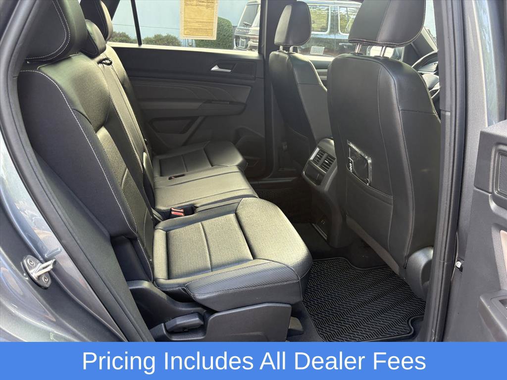 Used 2023 Volkswagen Atlas Cross Sport SE FWD image 19