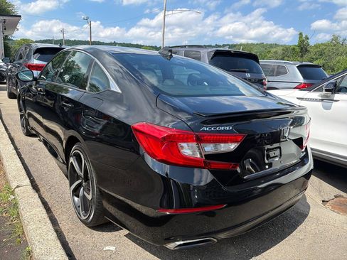 Used 2019 Honda Accord Sport image 12